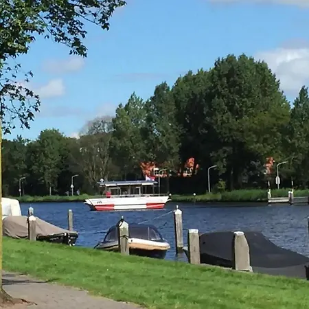 Prachtige Aan Het Spaarne Guest house Haarlem